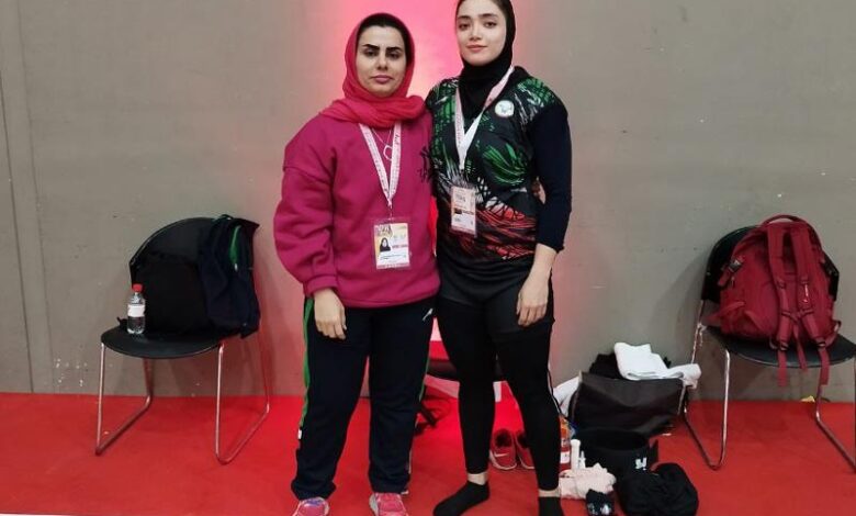 وزنه برداری بانوان کشور