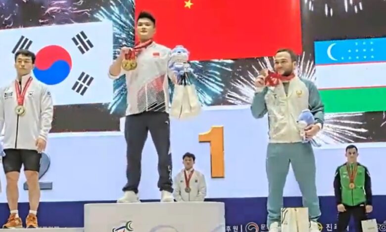 دسته 67 مردان قهرمانی آسیا